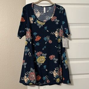 Lularoe Perfect T
